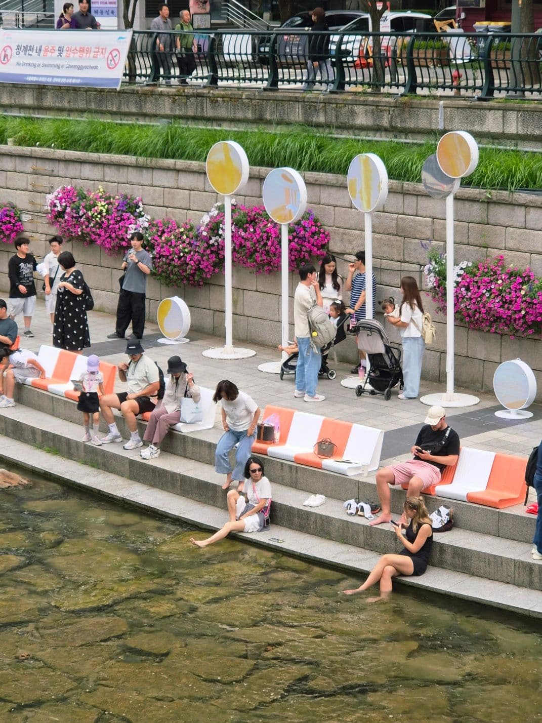 Okay, That Stream in Downtown Seoul Has Bridge Names? Let's Get Into It